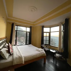 Guest house Aarika Near Mall Road Shimla