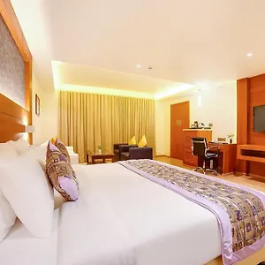 4* Hotel Belwood Near Delhi Airport